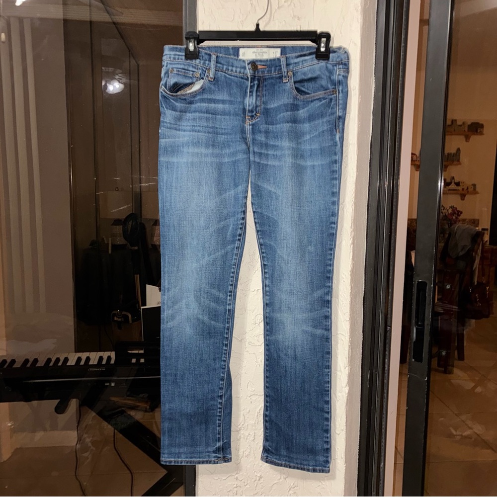 Abercrombie & Fitch Men’s Slim Straight Light Blue Jeans